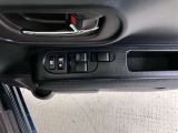 パワーウインドウは運転席ワンタッチ式になっています。挟み込み防止機能付きなので小さなお子様やペットの安全も確保します。