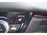 【シートヒーター】運転席&助手席にシートヒーターが付いてます!三段階の調整が可能です!