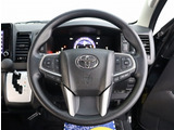 弊社でお車をご購入頂いたお客様は、一部車種を除いて【オイル交換永久無料】となっております。※詳細はスタッフまでお問合せ下さい。