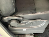 品質には自信があります!ハッピーの品質・キレイなお車をお届けさせていただきたい!そんな気持ちでキレイに仕上げております。フロアマットなどの清掃はもちろん、シート下なども徹底的に清掃しております。