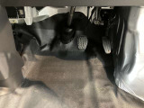 ご納車前に納車点検(法定12ヶ月点検相当)を実施し、基本性能に関わる機能や状態を徹底的に点検します。