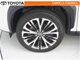 お客様のカーライフをサポート!安心、安全をモットーに、このお車の納車時にはタイヤを4本新品交換いたします。