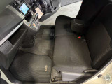 ここまで閲覧頂きありがとうございます♪当店は、滋賀県甲賀市の田舎町で車関連のトータルサービスをしております!お買い得な車両を常時40台以上展示しております♪