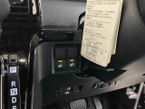 リーズナブル料金で、納車後から切れ目なく一般保証が延長される人気のオプションとなります。初登録月から3年又は累計走行距離6万キロ経過後から5年10万キロまで一般保証に準じて保証いたします。