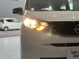 純正ハロゲンライトです☆先行車または対向車や周囲の明るさに応じ、ハイビーム(上向き)とロービーム(下向き)が切り替わるハイビームアシスト付きです♪