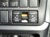 運転席から操作ができる電動パワースライドドア!乗り降りに便利なうれしい装備です!