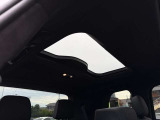 BMW専門のメカニックが、100項目にも上るポイントを徹底的にチェック。交換基準に達した部品があれば、弊社負担にて交換後、お客様へご納車致します。
