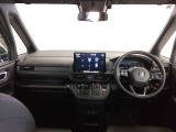 安心して運転して頂ける視界の広さと快適空間です。