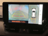 バックガイドモニターで、後方を確認しながら安心して駐車することができます。運転初心者も熟練者も必須の機能ですよ!