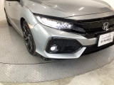 【LEDヘッドライト】ディスチャージヘッドライト(HID)と同等の明るさで、夜道や雨天走行が明るく視界良好!!