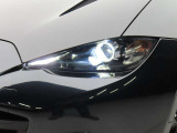 LEDヘッドライトを搭載。夜間の運転も安心です♪