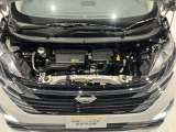 とっても綺麗なエンジンルームです♪お買い上げの際は日産整備士がメンテナンス整備を実施してお渡し致します☆