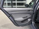 点検整備ご納車前にCertified Pre-Owned独自の「点検チェック項目シート」により、部品や機能に関する全71項目もの厳しいチェックを実施します。