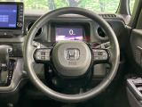 【純正革巻きステアリング】上質な革を使用することで、手にしっかり馴染みとても運転しやすいハンドルです♪