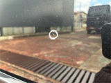 助手席側スライドドアに小傷がございます。