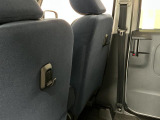 【フック】フックの用途は様々。手荷物のバッグや買い物袋、ビニール袋をぶら下げてゴミ箱にしても良いですね♪