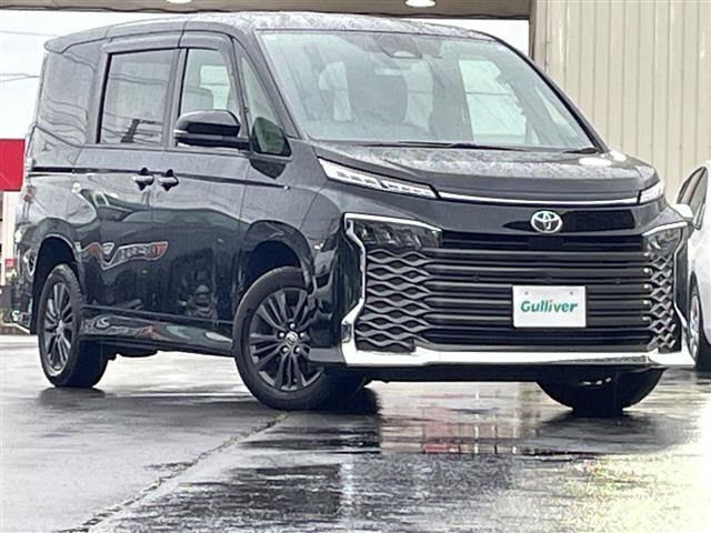 ヴォクシー 1.8 ハイブリッド S-G E-Four 4WD 4WD ワンオーナー