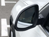 車両の詳細、ご質問につきましては、営業スタッフまでお気軽にご連絡下さいませ。遠方のお客様には実車の詳細動画送信も承ります。お問合せをお待ち致しております。
