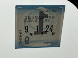 次回の車検日になります。こちらのステッカーをご確認ください。