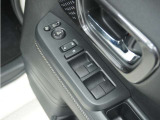 ◆パワーウィンドウスイッチ◆運転席から全席の窓の開閉操作を行うことが出来いつでも換気ができます!