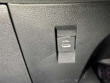スマートフォンやお手持ちの機器のバッテリー残量が少なくなっても、運転中に充電ができるので安心ですね!