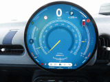 ◆インスツルメント・パネルのエレガントなデザインは、BMW特有の水平ラインで構成され、室内空間に端正な印象をもたらします。人間工学に基づいてレイアウトされた重要な操作系統は、直観的な操作が可能です◆