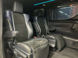 車内もキレイで嫌な臭いもありません☆車内の臭い、汚れが気になる方は内装のスチームクリーナーも施工可能です♪