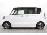 このお車はホンダ純正光脱臭・抗菌加工を納車前に致します。光触媒消臭は光触媒と銀イオンにより消臭とウイルス除菌や抗菌効果のダブル効果で車内を快適に保ちます。