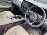 運転席も広々、ドライブも楽しめますね♪実際お座りいただくのが、分かりやすいと思います。お気軽にご来店ください!