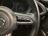 MRCC(マツダレーダークルーズコントロール)は先行車との車間を維持しながら追従走行を行い、長距離でのドライバー負担を軽減させてくれます。
