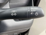 オートライト装備、トンネルなどの出入り時に自動でライトをON、OFF.してくれますよ。