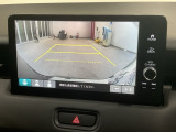 リアカメラ付で、後方をナビ画面で確認。車庫入れも安心です。もちろん、バックギアと連動しています。