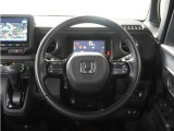 ◆ハンドル全体◆各種スイッチがハンドルから手を放さず操作できるので運転中でも楽に操作できます。