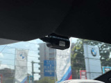 国道1号線に沿い横浜市営地下鉄「三ッ沢上町駅」から徒歩約10分。 BMW Premium Selection 横浜三ッ沢店 / 〒240-0062神奈川県横浜市保土ヶ谷区岡沢町322-3 / TEL:045-612-8488