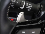 ◆パドルシフト◆オートマチック車でもミッション車のようなフィーリングを楽しめます。エンジンブレーキを使いたい時にも役立ちます。