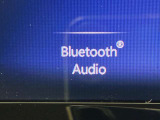 Bluetoothオーディオ対応可。お持ちのスマホやiPodなどとBluetooth接続して外部機器内の音楽などを車内で楽しめます。