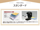 2種類のガラス質成分の相乗効果による3層ハイブリッド皮膜で、深い艶に加え、撥水、防汚性能と皮膜耐久性を大幅に向上しました。ホイール・コーティング付。