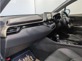 何かあった時のためにJAFがおすすめです!車のトラブルはもちろん、会員優待サービスが豊富ですのでトラブルがなくても魅力がありますよ♪