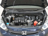 エンジンルームもしっかりと洗浄しております。