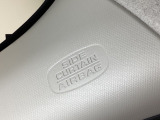 Honda認定中古車「U-Select」はHonda車である事と、思いもよらない高額修理のリスクに備えるため修復歴がない車両に限定、さらに第三者機関の車両状態証明書をすべての車両で取得しています。