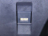USB端子を装備しております。