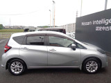 自分だけじゃなく、環境にも気持ち良く走れる日産のノート