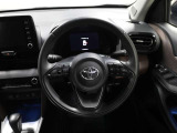 各操作スイッチなどもハンドルから手を放すことなく操作可能で安全運転に支援いたします!