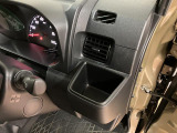 当店でご購入頂いた車両は全車車検整備又は法定12か月点検を行い、エンジンオイル・オイルフィルター・フロントワイパーゴム・バッテリーの交換を行っています、整備費用は本体に含まれてますので安心ですよ♪