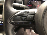 【ステアリングスイッチ】左です。ハンドルから手を離さず、運転に集中したまま手元でオーディオ操作等ができます。