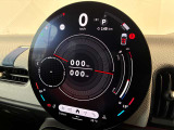 ★MINIには6個のエアバッグを標準装備。運転席/助手席エアバッグ、サイド・エアバッグ、ヘッド・エアバッグ。