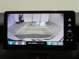 バックカメラが付いているので後方確認が非常にしやすいです。今や運転初心者も熟練者も必須装備!ついていて損はないですね♪
