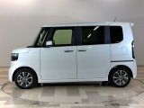 【ホンダセンシング】衝突軽減ブレーキ、誤発進抑制機能、車線維持支援、パーキングセンサー、渋滞運転支援、標識認識機能。路外逸脱抑制機能。オートハイビーム、渋滞追従クルーズ、等※車によって装備が異なります