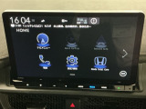 Honda CONEECT対応で、更に便利が広がったナビディスプレーです♪また、フルセグTVの他にDVD/CDプレーヤーを装備♪もちろんFM/AMラジオもお聞きいただけますよ♪