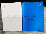 メンテナンスノート・お車の取り扱い説明書・ナビの取り扱い説明書・カギも2つございます♪